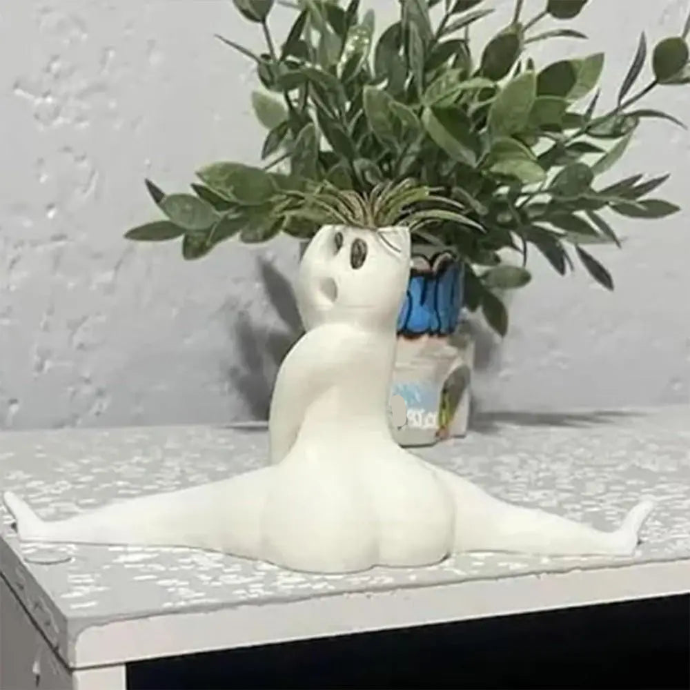 Ghost Shaped Resin Air Plant Planter with White Finish