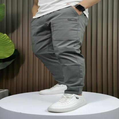 Stretch Cargo Jeans with Six Pockets and Elastane Blend, Slim Fit