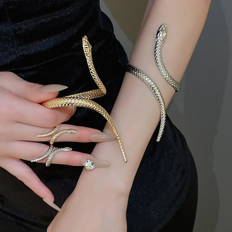 Virella Sculpted Serpent Set
