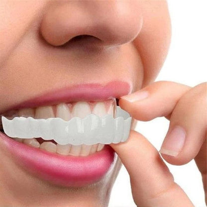 Clip On Veneers for Upper and Lower Teeth with Moldable Silicone Strip