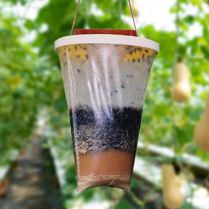 Water Activated Fly Trap Bag with Hanging Cap and Natural Fly Bait