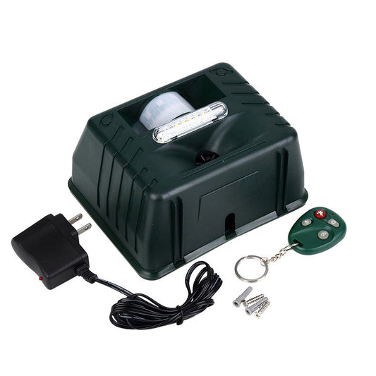 Solar Ultrasonic Bird Repeller with LED Flashing Light and 170 Degree Coverage