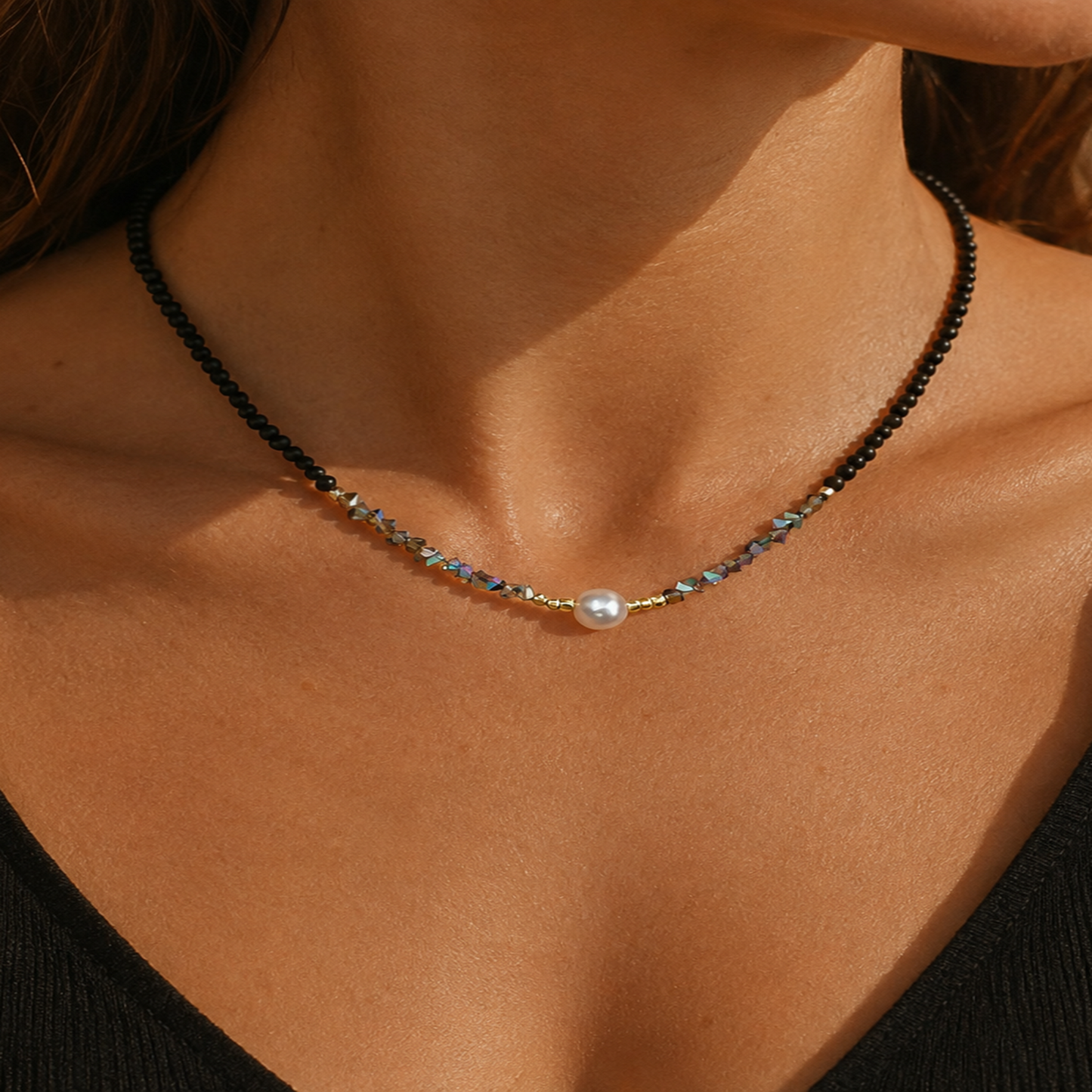 Synthetic Resin Choker Necklace with Pearl Bead and Scratch Resistant Surface