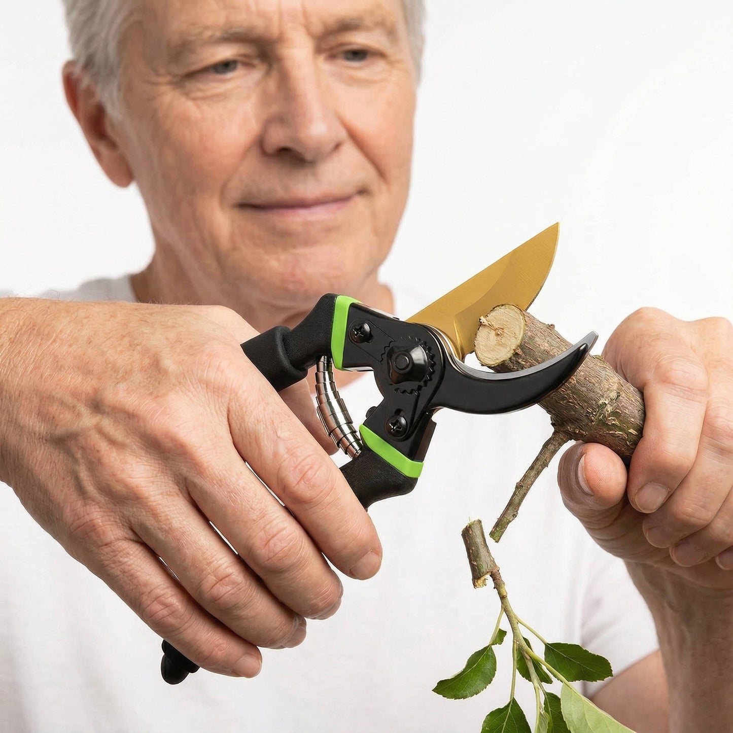 Titanium Coated Pruning Shears with Bypass Blade and Spring Return, Reduced Grip Force