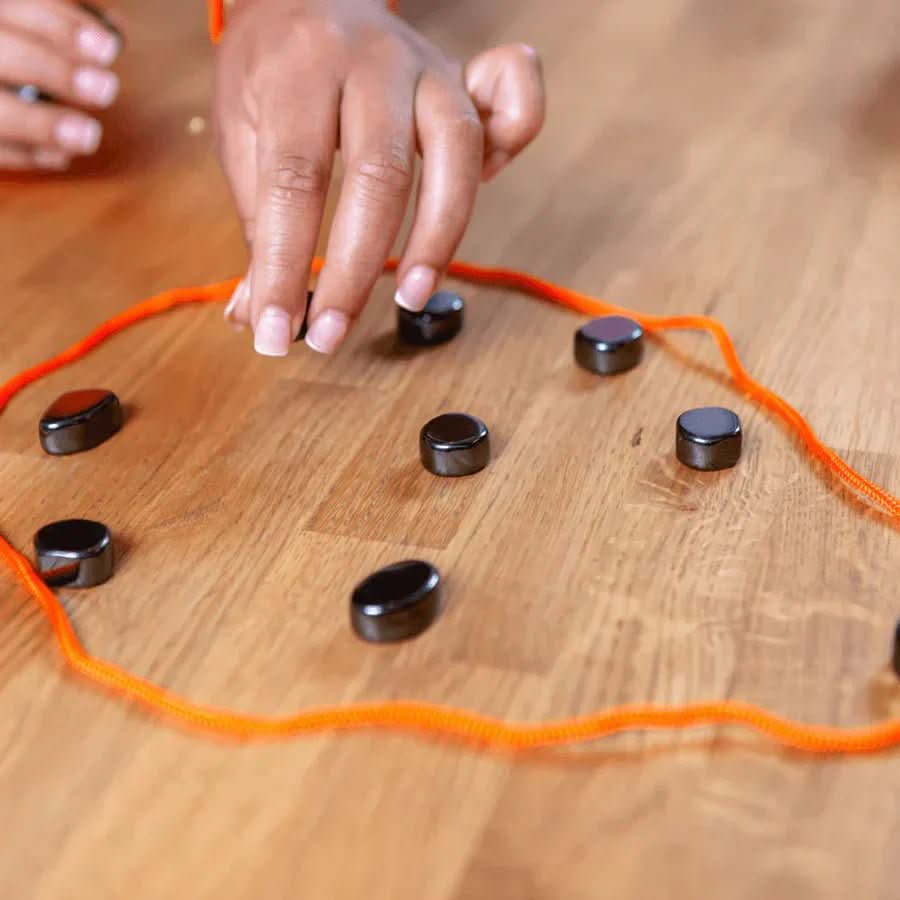Magnetic Chess Set with Foldable Board and Piece Grip System