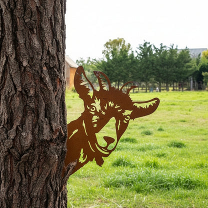 Metal Peeping Animal Yard Ornament with Varnish Coating and Rust Resistance