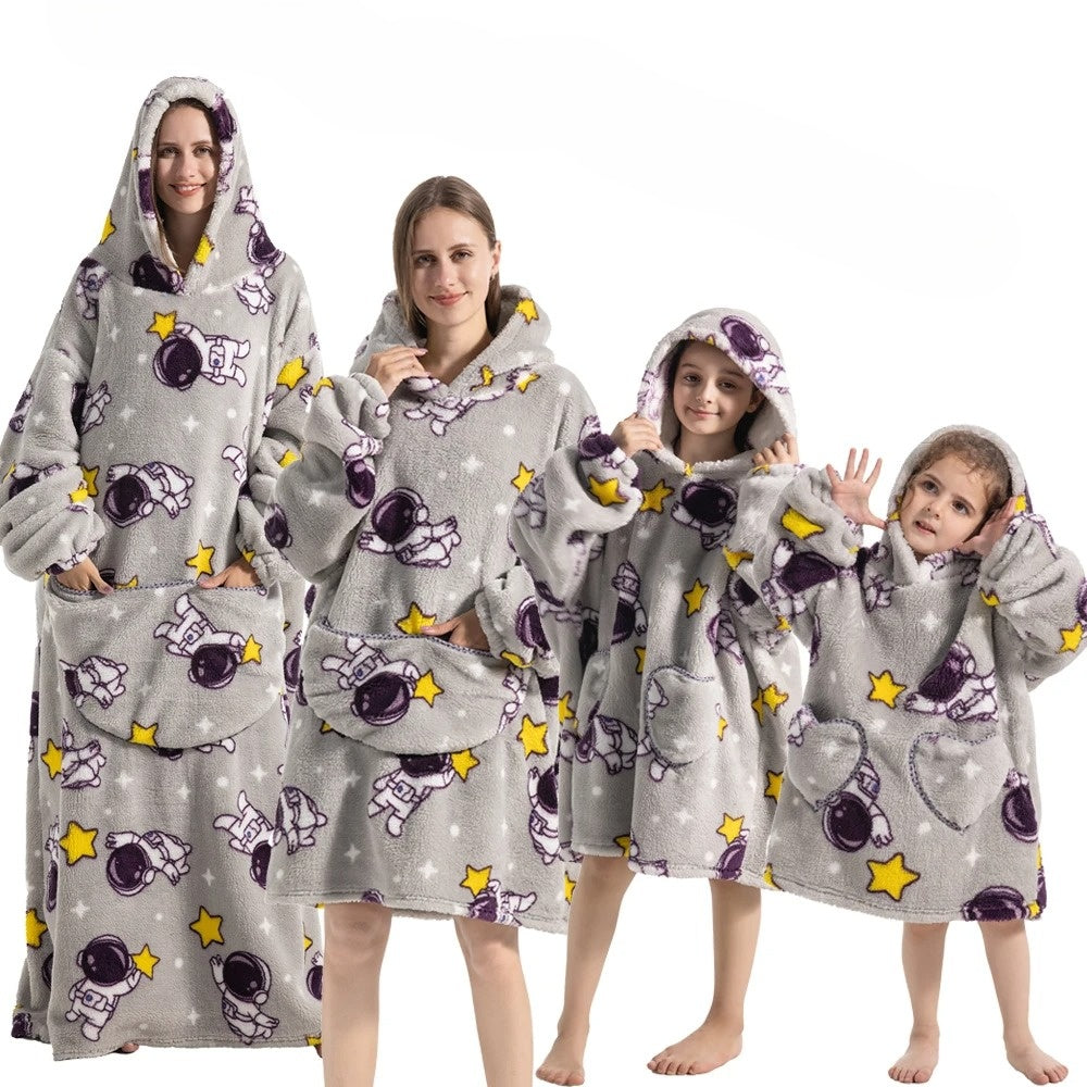 Oversized Hoodie Blanket with Pumpkin Design and Fleece Flannel Fabric, Machine Washable