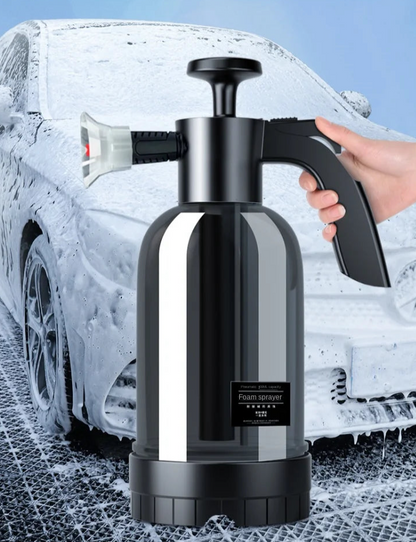 Hand Pump Foam Washer with Dual Nozzles and 2-Liter Capacity