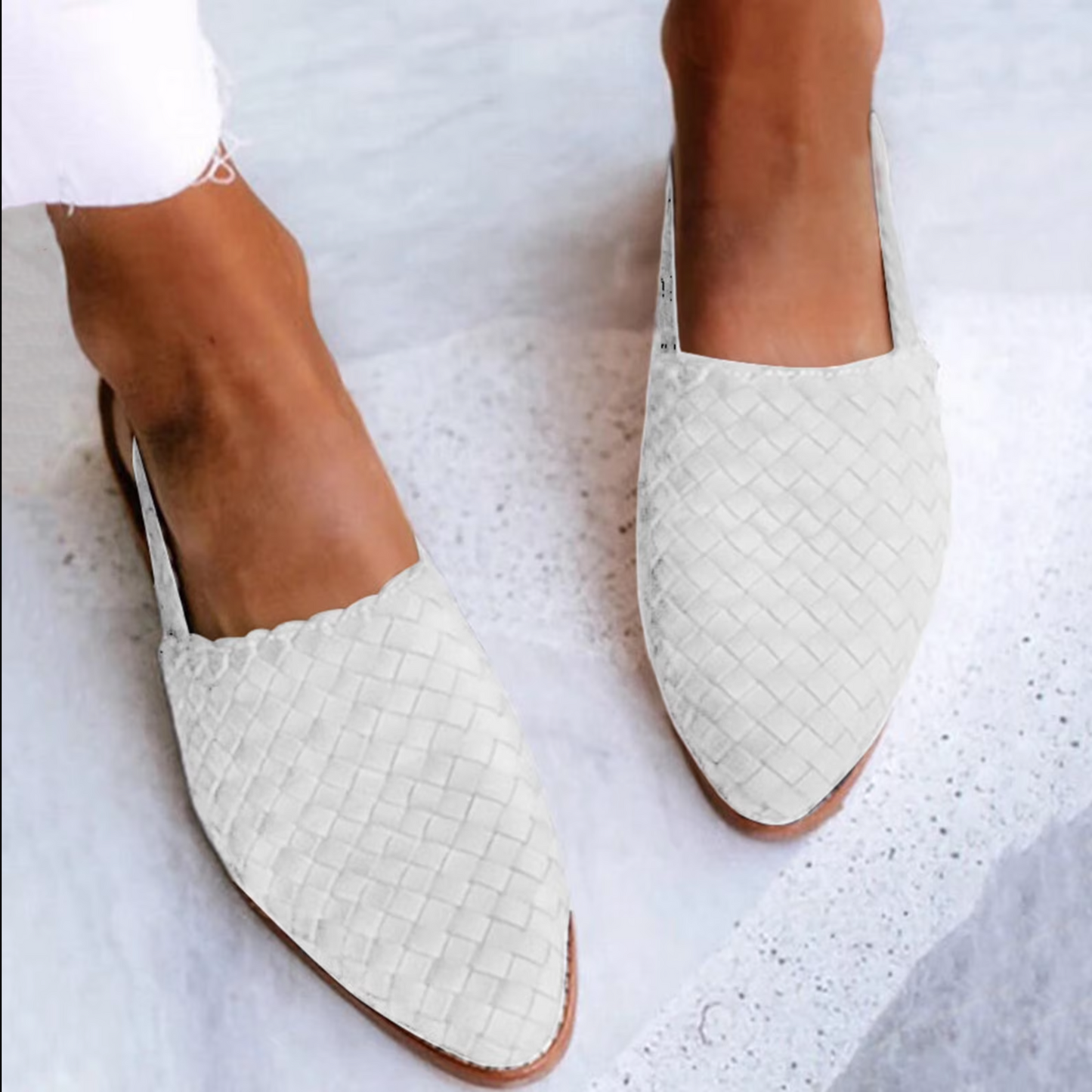 Women's Pointed Toe Flat Mule Sandals with Adjustable Buckle Strap and Breathable Insole