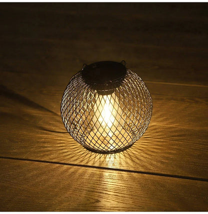 Solar Hanging Lantern with Automatic Light Sensor and 14-Hour Runtime