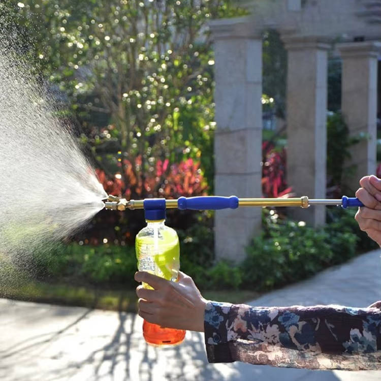 Hand Pump Sprayer with 16 Foot Spray Distance and Telescoping Brass Rod