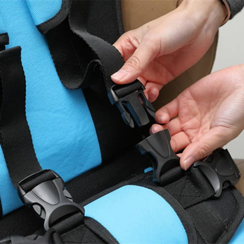 Portable Child Travel Seat with Five Point Harness and Washable Fabric