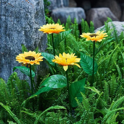 Solar Sunflower Garden Stake Light with Warm Yellow LED and Automatic Dusk Sensor