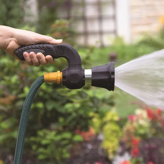 Handheld Pressure Sprayer with Adjustable Twist Nozzle and Trigger Control for Gardens