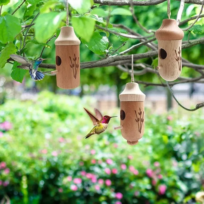 Hummingbird Nesting House with Hanging Loop and Wood Grain Finish, 3.1x3.1x5.9in