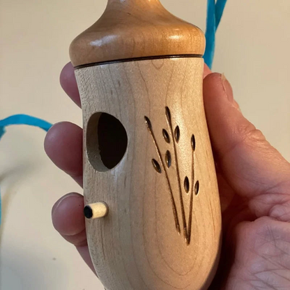 Hummingbird Nesting House with Hanging Loop and Wood Grain Finish, 3.1x3.1x5.9in