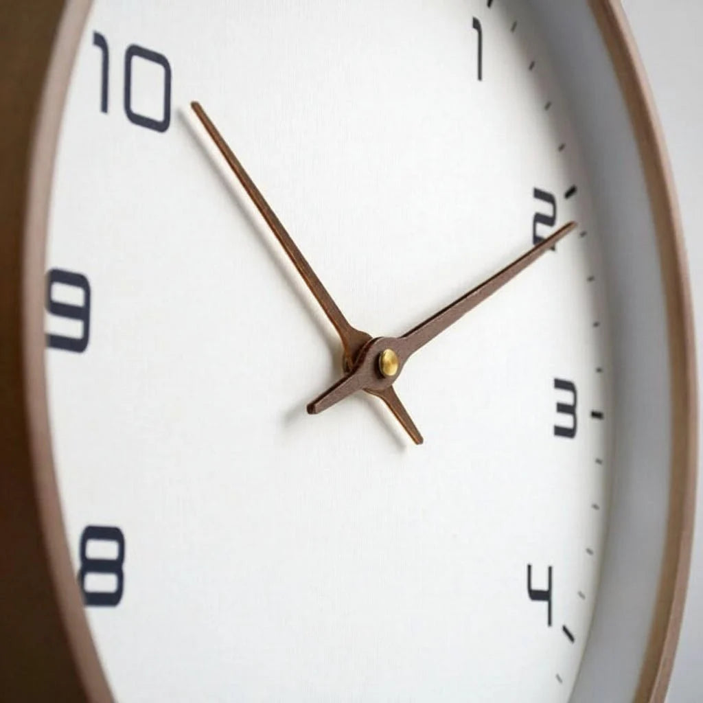 Minimalist Round Wall Clock for Scandinavian Style Interiors