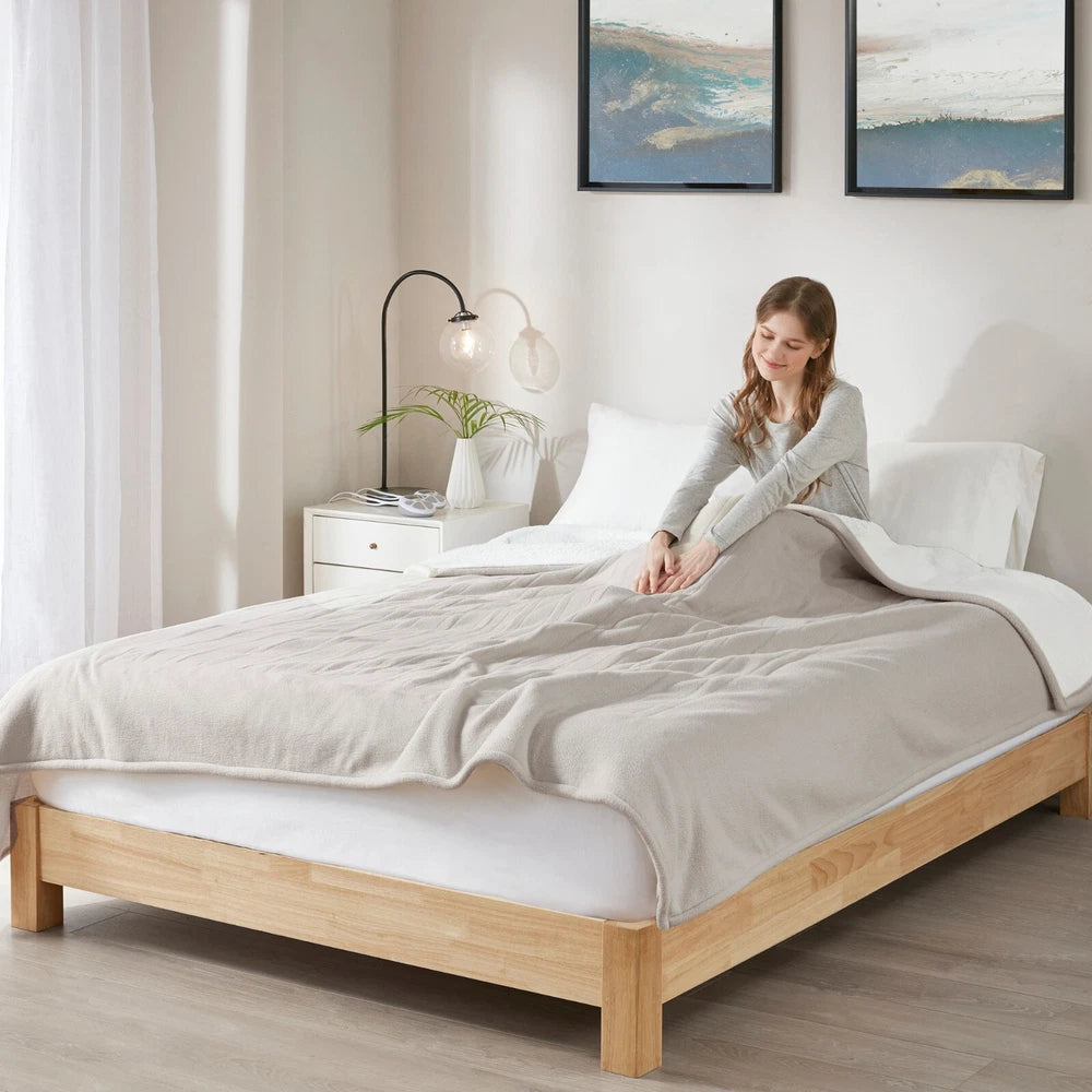 Clauna - Heated Throw Blanket