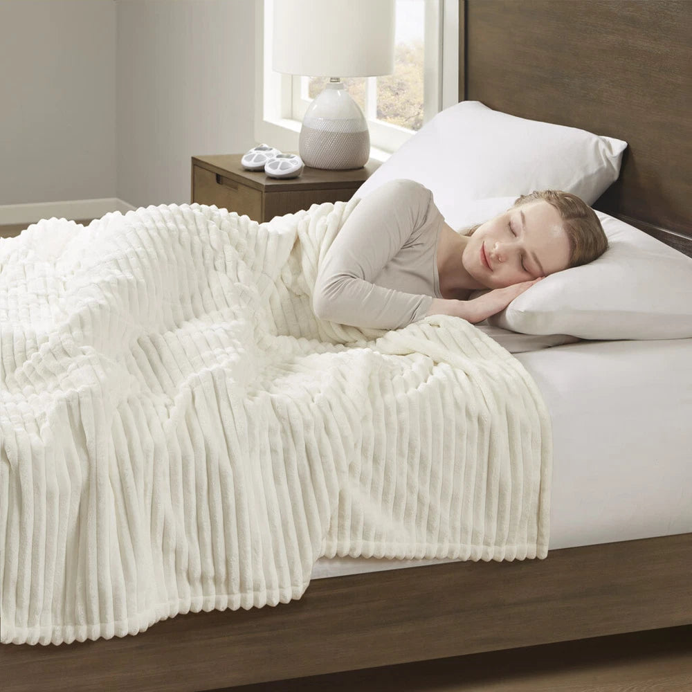 Luxuriously Soft Plush Electric Blanket - Fast Heating with Cozy Cover