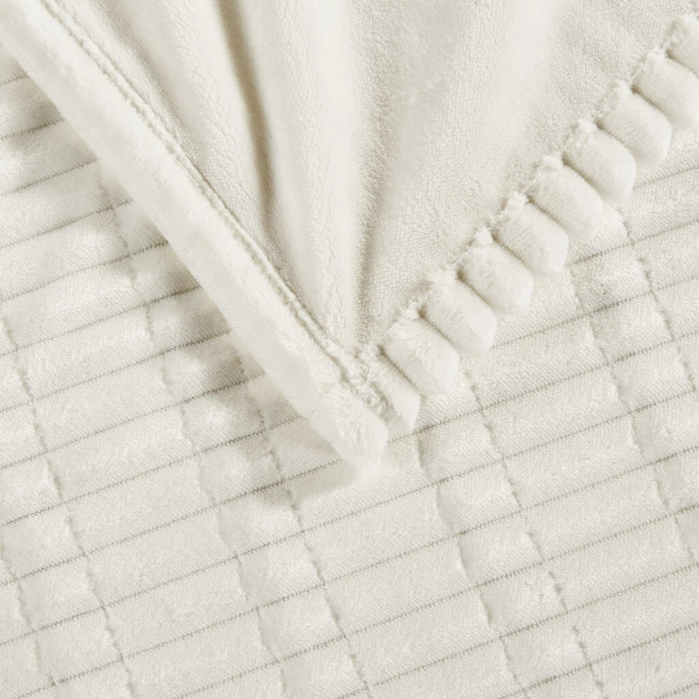 Luxuriously Soft Plush Electric Blanket - Fast Heating with Cozy Cover